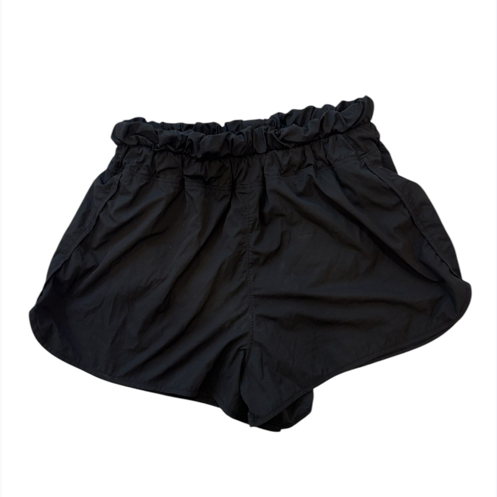 Yogalicious Radiant Commuter Athletic Shorts w/Paperbag Waist - NWOT 💚3/$25